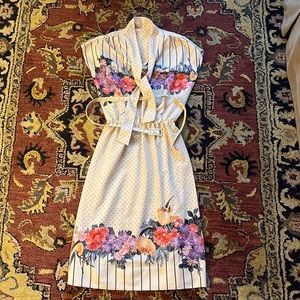 Vintage 60s 70s Cream Floral Polyester Dress With Matching Belt!
